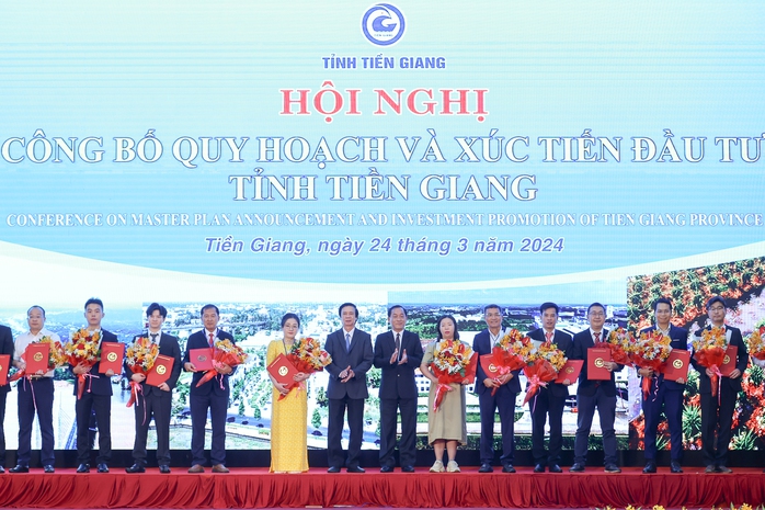 Thủ tướng đề nghị tỉnh Tiền Giang “đã nói thì phải làm”- Ảnh 6. Thủ tướng đề nghị tỉnh Tiền Giang “đã nói thì phải làm”- Ảnh 6.