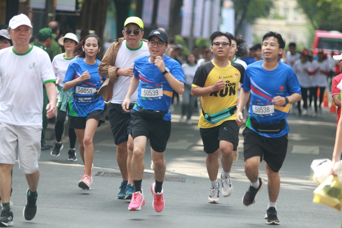 Rộn ràng Rộn ràng