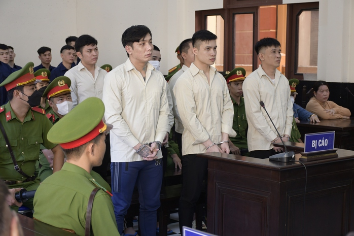 “Triều Điên” bị tuyên tử hình vì bắn chết “Hải Bạch” tại karaoke XO- Ảnh 2. “Triều Điên” bị tuyên tử hình vì bắn chết “Hải Bạch” tại karaoke XO- Ảnh 2.