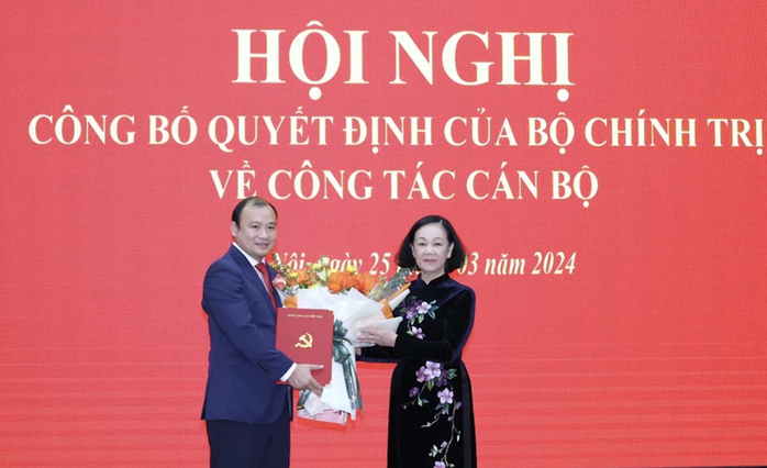 Ông Lê Hải Bình giữ chức Tổng Biên tập Tạp chí Cộng sản- Ảnh 1. Ông Lê Hải Bình giữ chức Tổng Biên tập Tạp chí Cộng sản- Ảnh 1.