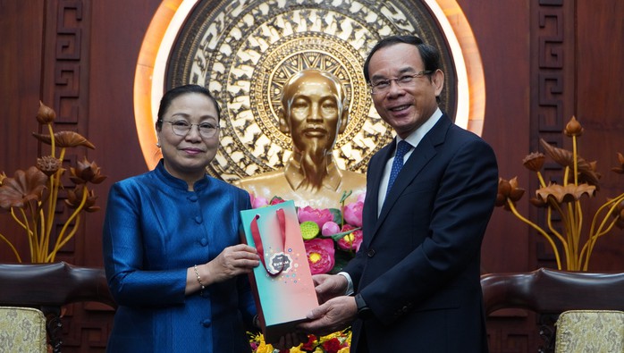 Bí thư Thành ủy TP HCM Nguyễn Văn Nên tiếp tân Đại sứ Lào tại Việt Nam- Ảnh 1. Bí thư Thành ủy TP HCM Nguyễn Văn Nên tiếp tân Đại sứ Lào tại Việt Nam- Ảnh 1.