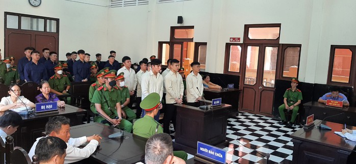 “Triều Điên” bị tuyên tử hình vì bắn chết “Hải Bạch” tại karaoke XO- Ảnh 1. “Triều Điên” bị tuyên tử hình vì bắn chết “Hải Bạch” tại karaoke XO- Ảnh 1.