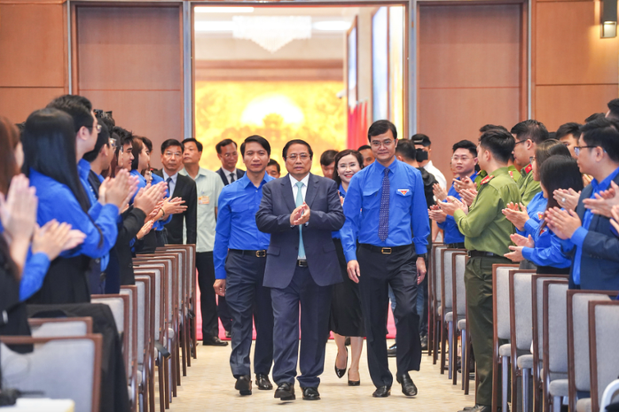 Thủ tướng Phạm Minh Chính đối thoại với thanh niên- Ảnh 2. Thủ tướng Phạm Minh Chính đối thoại với thanh niên- Ảnh 2.