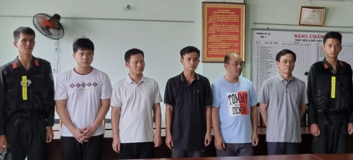 Công an TP HCM kết luận sai phạm của 2 cựu Cục trưởng Cục Đăng kiểm Việt Nam- Ảnh 1. Công an TP HCM kết luận sai phạm của 2 cựu Cục trưởng Cục Đăng kiểm Việt Nam- Ảnh 1.