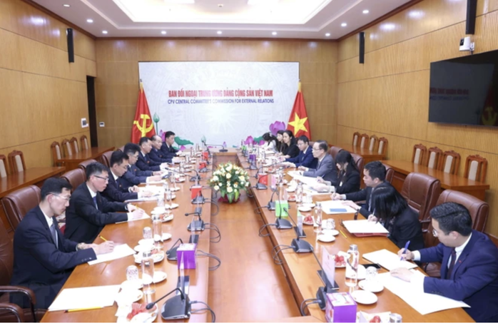 Hội đàm giữa Đoàn đại biểu Đảng ta và Đoàn đại biểu Đảng Lao động Triều Tiên- Ảnh 3. Hội đàm giữa Đoàn đại biểu Đảng ta và Đoàn đại biểu Đảng Lao động Triều Tiên- Ảnh 3.