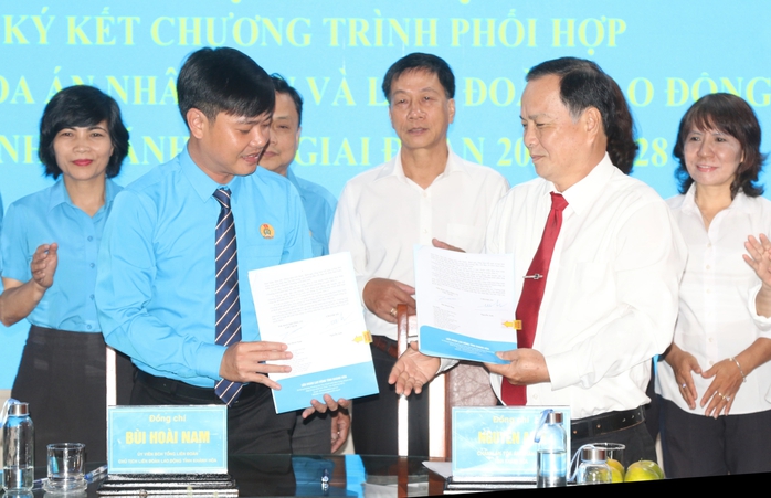 Khánh Hoà: Công đoàn phối hợp với toà án bảo vệ người lao động- Ảnh 3. Khánh Hoà: Công đoàn phối hợp với toà án bảo vệ người lao động- Ảnh 3.