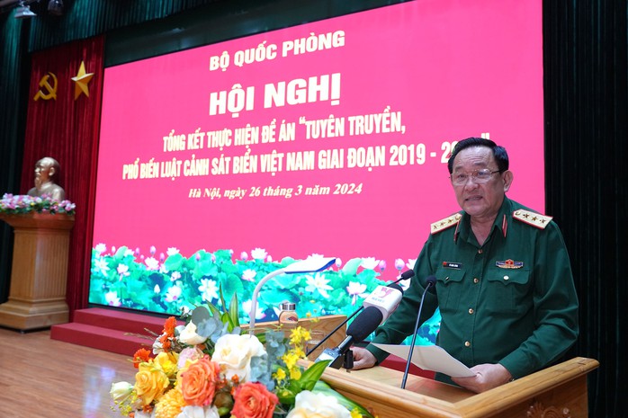 Báo Người Lao Động, Tổng Biên tập Báo Người Lao Động nhận Bằng khen của Bộ Quốc phòng- Ảnh 2. Báo Người Lao Động, Tổng Biên tập Báo Người Lao Động nhận Bằng khen của Bộ Quốc phòng- Ảnh 2.