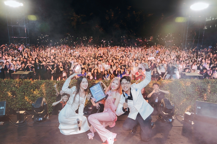 Lý do Trang Pháp tích cực nhận show Lý do Trang Pháp tích cực nhận show