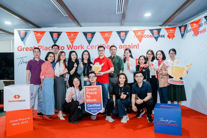 Techcombank - Ngân hàng Việt Nam duy nhất hai năm liên tiếp được GPTW vinh danh “Nơi làm việc xuất sắc nhất Việt Nam”- Ảnh 1. Techcombank - Ngân hàng Việt Nam duy nhất hai năm liên tiếp được GPTW vinh danh “Nơi làm việc xuất sắc nhất Việt Nam”- Ảnh 1.