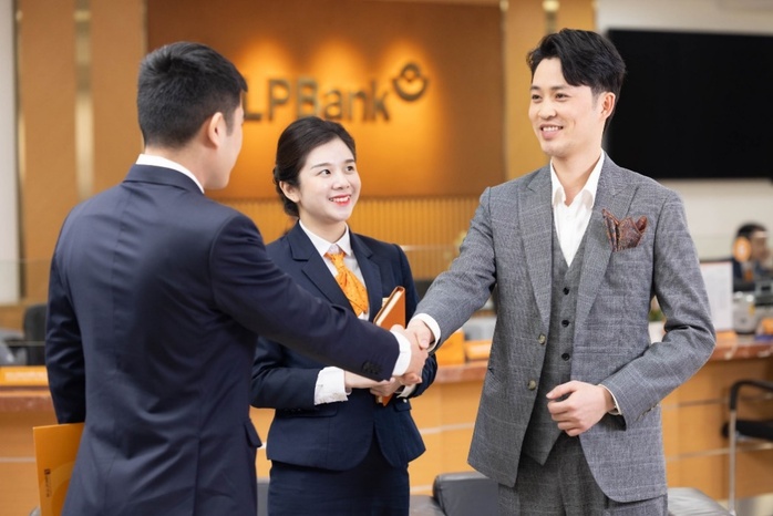 Nhiều Ngân hàng chú trọng xây dựng các gói cho vay dành riêng cho phân khúc Khách hàng Doanh nghiệp siêu nhỏ với cơ chế vô cùng linh hoạt và nhiều ưu đãi phù hợp.(Ảnh LPBank) Nhiều Ngân hàng chú trọng xây dựng các gói cho vay dành riêng cho phân khúc Khách hàng Doanh nghiệp siêu nhỏ với cơ chế vô cùng linh hoạt và nhiều ưu đãi phù hợp.(Ảnh LPBank)