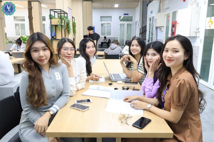 Trường ĐH Luật TP HCM công bố học phí mới- Ảnh 1. Trường ĐH Luật TP HCM công bố học phí mới- Ảnh 1.