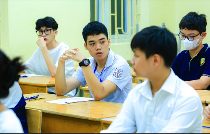 Hà Nội chốt thi 3 môn vào lớp 10- Ảnh 1. Hà Nội chốt thi 3 môn vào lớp 10- Ảnh 1.