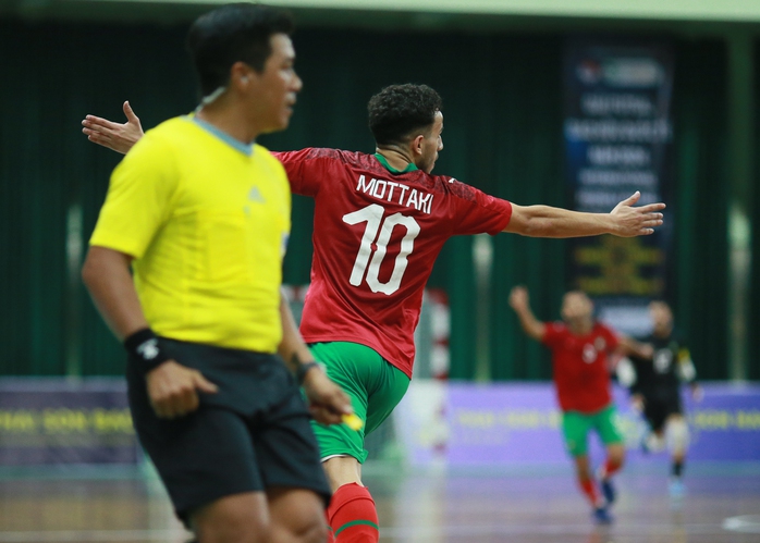 Để Morocco ngược dòng, tuyển futsal Iran không giữ được tỉnh táo- Ảnh 4. Để Morocco ngược dòng, tuyển futsal Iran không giữ được tỉnh táo- Ảnh 4.