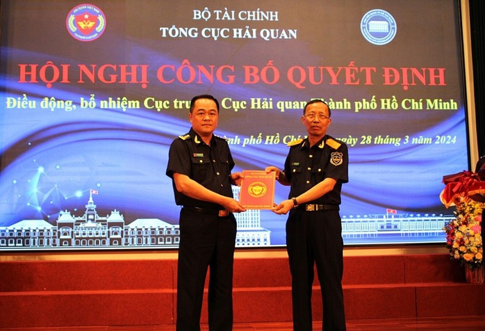 Ông Nguyễn Hoàng Tuấn làm Cục trưởng Cục Hải quan TP HCM- Ảnh 1.
Ông Nguyễn Hoàng Tuấn làm Cục trưởng Cục Hải quan TP HCM- Ảnh 1.