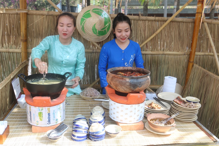 Bình Thuận khôi phục nhiều món ăn trứ danh từ lễ hội ẩm thực- Ảnh 2. Bình Thuận khôi phục nhiều món ăn trứ danh từ lễ hội ẩm thực- Ảnh 2.