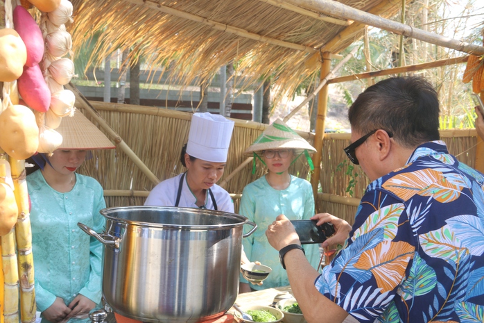 Bình Thuận khôi phục nhiều món ăn trứ danh từ lễ hội ẩm thực- Ảnh 1. Bình Thuận khôi phục nhiều món ăn trứ danh từ lễ hội ẩm thực- Ảnh 1.