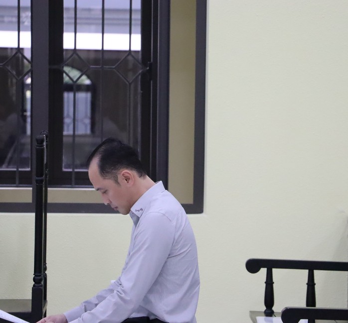 Đang xét xử Đang xét xử