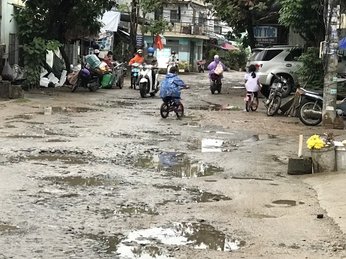 Đà Nẵng: Cần đồng thuận từ dân để hoàn thành 600m đường- Ảnh 2. Đà Nẵng: Cần đồng thuận từ dân để hoàn thành 600m đường- Ảnh 2.