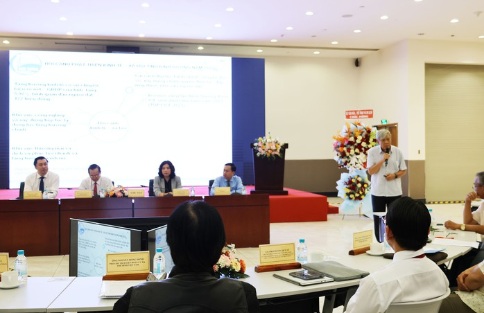 Bình Dương tìm giải pháp phát triển thể dục- thể thao xứng tầm- Ảnh 3. Bình Dương tìm giải pháp phát triển thể dục- thể thao xứng tầm- Ảnh 3.