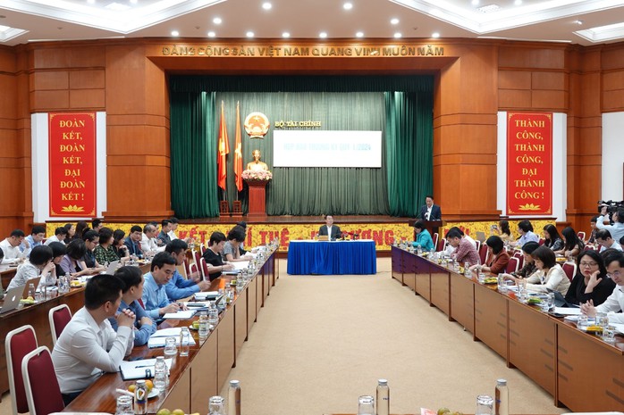 Bộ Tài chính nói về việc điều chỉnh mức giảm trừ gia cảnh- Ảnh 1. Bộ Tài chính nói về việc điều chỉnh mức giảm trừ gia cảnh- Ảnh 1.