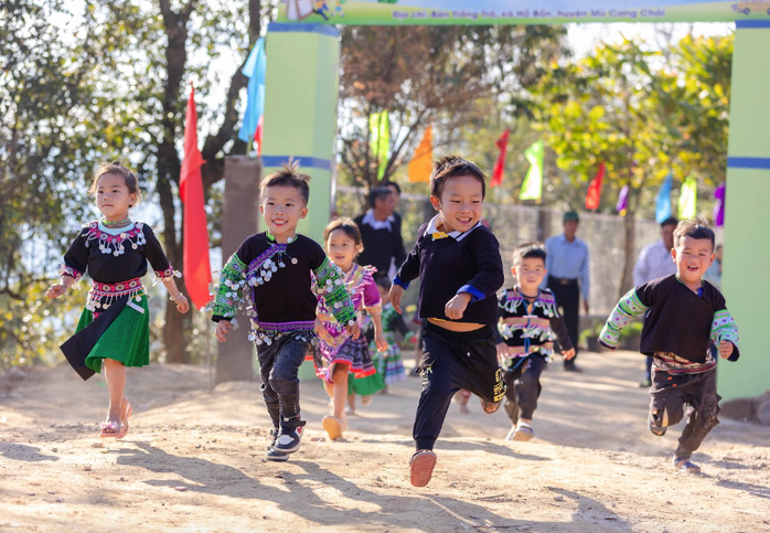 Khánh thành điểm trường mầm non cho học sinh nghèo huyện Mù Cang Chải- Ảnh 2. Khánh thành điểm trường mầm non cho học sinh nghèo huyện Mù Cang Chải- Ảnh 2.