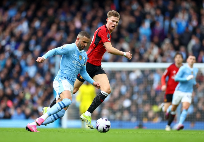 Pep Guardiola ca ngợi Foden sau khi Man City ngược dòng hạ Man United- Ảnh 2. Pep Guardiola ca ngợi Foden sau khi Man City ngược dòng hạ Man United- Ảnh 2.