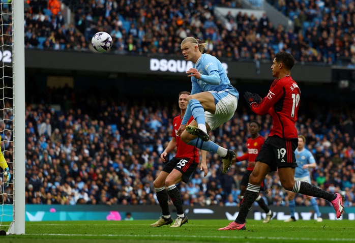 Pep Guardiola ca ngợi Foden sau khi Man City ngược dòng hạ Man United- Ảnh 5. Pep Guardiola ca ngợi Foden sau khi Man City ngược dòng hạ Man United- Ảnh 5.