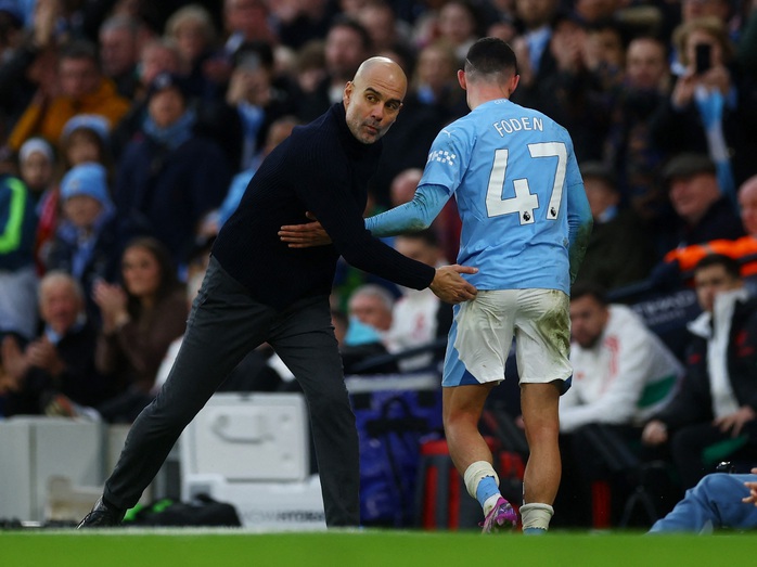 Pep Guardiola ca ngợi Foden sau khi Man City ngược dòng hạ Man United- Ảnh 1. Pep Guardiola ca ngợi Foden sau khi Man City ngược dòng hạ Man United- Ảnh 1.