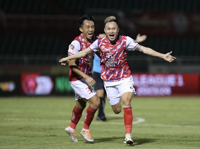 CLB TP Hồ Chí Minh làm chuyện khó tin ở V-League 2023-2024 - Ảnh 4. CLB TP Hồ Chí Minh làm chuyện khó tin ở V-League 2023-2024 - Ảnh 4.