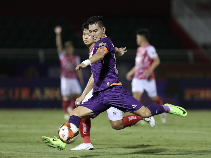 CLB TP Hồ Chí Minh làm chuyện khó tin ở V-League 2023-2024 - Ảnh 1. CLB TP Hồ Chí Minh làm chuyện khó tin ở V-League 2023-2024 - Ảnh 1.