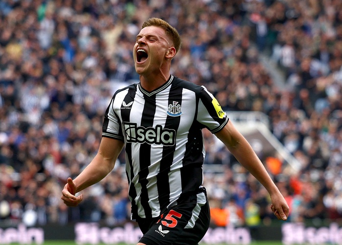 Rượt đuổi 7 bàn, Newcastle thắng nghẹt thở West Ham - Ảnh 8. Rượt đuổi 7 bàn, Newcastle thắng nghẹt thở West Ham - Ảnh 8.