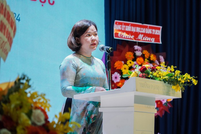 Trường ĐH Luật TP HCM đạt kiểm định chất lượng giáo dục cấp cơ sở - Ảnh 3. Trường ĐH Luật TP HCM đạt kiểm định chất lượng giáo dục cấp cơ sở - Ảnh 3.