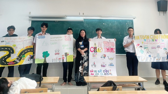 Bỏ phụ cấp thâm niên, lương giáo viên lâu năm có giảm?- Ảnh 2. Bỏ phụ cấp thâm niên, lương giáo viên lâu năm có giảm?- Ảnh 2.