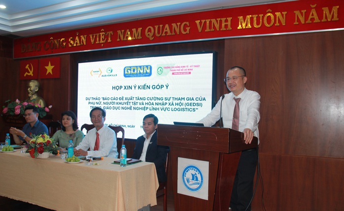 Nữ giới học ngành logistics ngày càng tăng- Ảnh 3. Nữ giới học ngành logistics ngày càng tăng- Ảnh 3.
