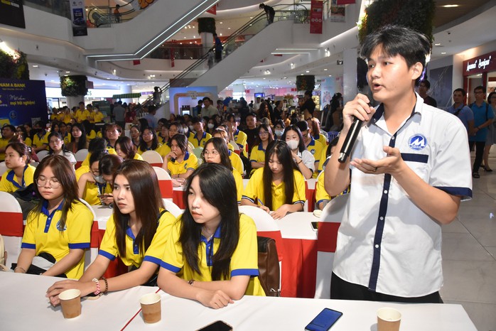 Coffee Talk: Khởi sự kinh doanh với thức uống- Ảnh 7. Coffee Talk: Khởi sự kinh doanh với thức uống- Ảnh 7.