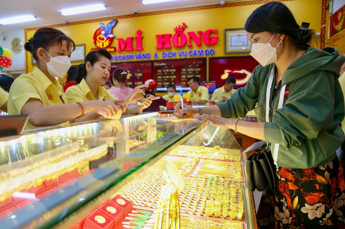 Quản lý vàng thế nào khi giá Quản lý vàng thế nào khi giá