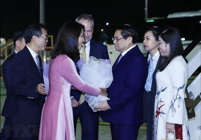 Thủ tướng Phạm Minh Chính và Phu nhân tới Melbourne- Ảnh 2. Thủ tướng Phạm Minh Chính và Phu nhân tới Melbourne- Ảnh 2.