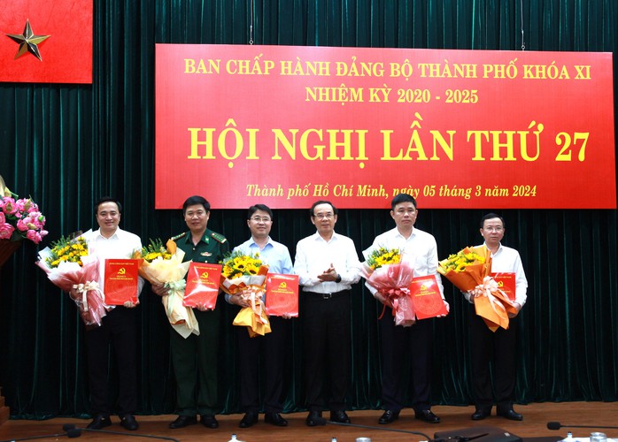 TP HCM có thêm 5 Thành ủy viên- Ảnh 1. TP HCM có thêm 5 Thành ủy viên- Ảnh 1.