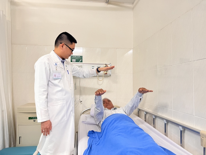 Người đàn ông Campuchia mắc bệnh hiểm quyết sang Việt Nam chữa trị- Ảnh 1. Người đàn ông Campuchia mắc bệnh hiểm quyết sang Việt Nam chữa trị- Ảnh 1.