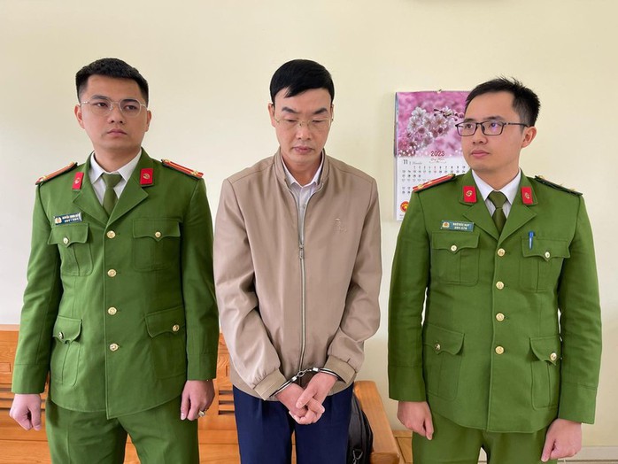 Bắt một Chi Cục trưởng Chi cục Dự trữ nhà nước tỉnh tham ô- Ảnh 1. Bắt một Chi Cục trưởng Chi cục Dự trữ nhà nước tỉnh tham ô- Ảnh 1.