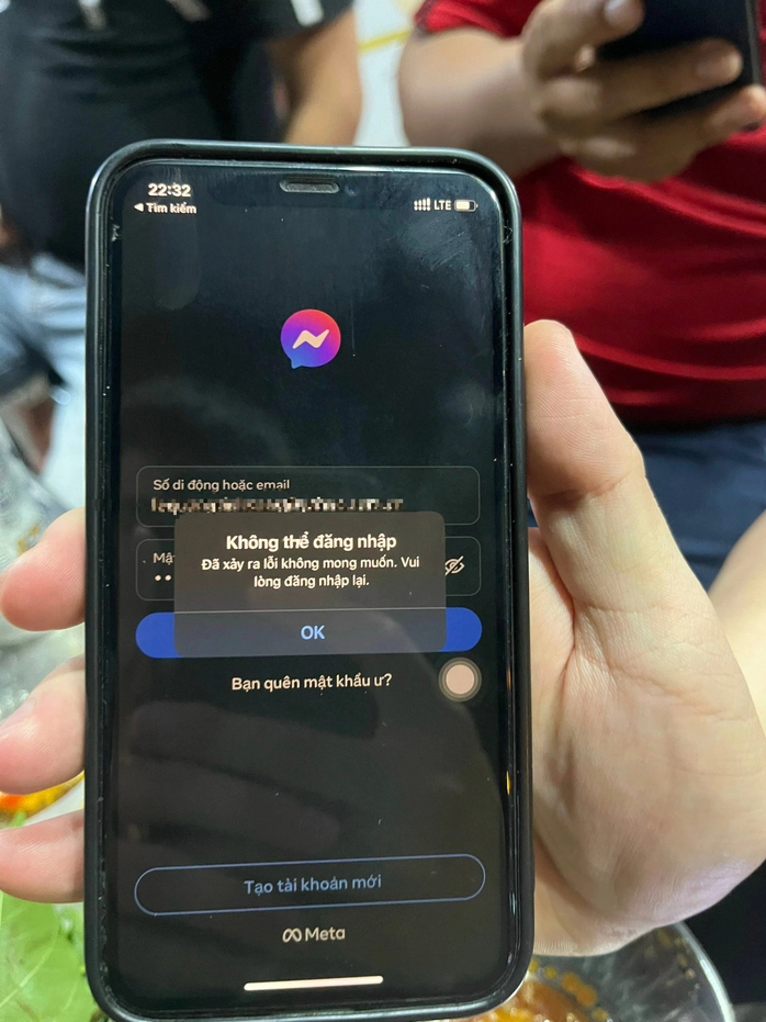 Facebook, Messenger, Instagram bị sập, người dùng bấn loạn- Ảnh 1. Facebook, Messenger, Instagram bị sập, người dùng bấn loạn- Ảnh 1.