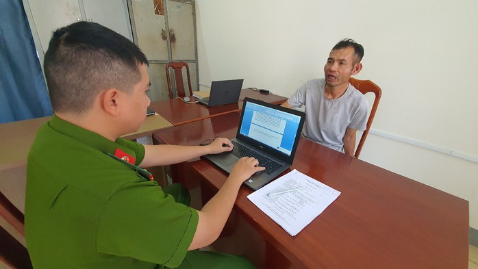 Một người nghi nhiễm HIV khống chế phụ nữ hiếp dâm, cướp tài sản- Ảnh 1. Một người nghi nhiễm HIV khống chế phụ nữ hiếp dâm, cướp tài sản- Ảnh 1.