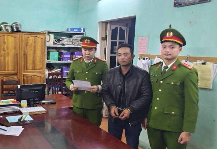 Tai nạn thảm khốc 5 người tử vong: Khởi tố, bắt tạm giam tài xế xe container- Ảnh 1. Tai nạn thảm khốc 5 người tử vong: Khởi tố, bắt tạm giam tài xế xe container- Ảnh 1.