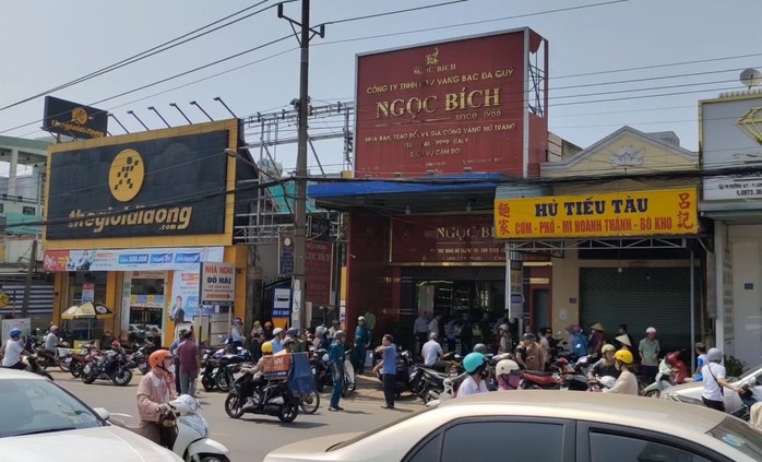Lại xảy ra cướp tiệm vàng ở Bình Phước- Ảnh 1. Lại xảy ra cướp tiệm vàng ở Bình Phước- Ảnh 1.