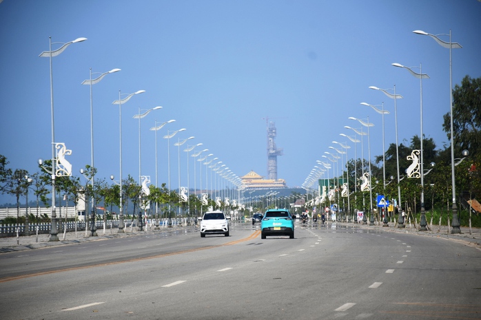 Những dự án ngàn tỉ của Tập đoàn Phúc Sơn bị Những dự án ngàn tỉ của Tập đoàn Phúc Sơn bị