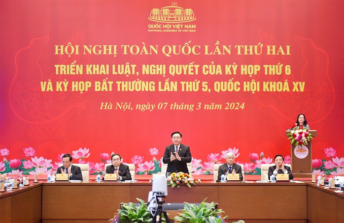 Đề nghị Chính phủ có giải pháp điều tiết giá nhà ở- Ảnh 1. Khai mạc Hội nghị toàn quốc lần thứ hai triển khai luật, nghị quyết của Kỳ họp thứ 6 và Kỳ họp bất thường lần thứ 5, Quốc hội khóa XV