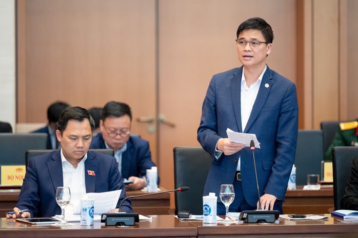 Đưa nhiều luật mới vào cuộc sống- Ảnh 1. Đưa nhiều luật mới vào cuộc sống- Ảnh 1.