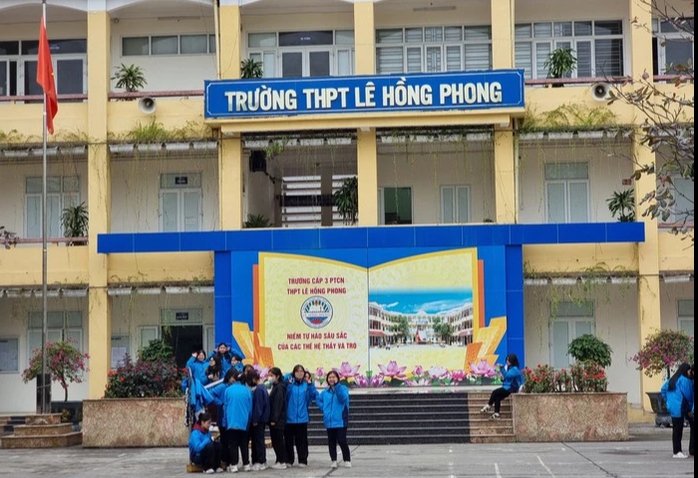 Xử lý, chấn chỉnh việc vận động tài trợ tổ chức học sinh đi trải nghiệm- Ảnh 2. Xử lý, chấn chỉnh việc vận động tài trợ tổ chức học sinh đi trải nghiệm- Ảnh 2.
