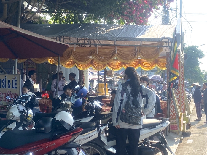 Nữ sinh lớp 12 đâm tử vong nữ sinh lớp 11- Ảnh 1. Nữ sinh lớp 12 đâm tử vong nữ sinh lớp 11- Ảnh 1.
