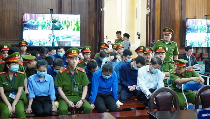 Trong ngày xét xử thứ 3, các bị cáo là cựu lãnh đạo SCB và một số bị cáo thuộc hệ sinh thái Tập đoàn Vạn Thịnh Phát đã được xét hỏi Trong ngày xét xử thứ 3, các bị cáo là cựu lãnh đạo SCB và một số bị cáo thuộc hệ sinh thái Tập đoàn Vạn Thịnh Phát đã được xét hỏi